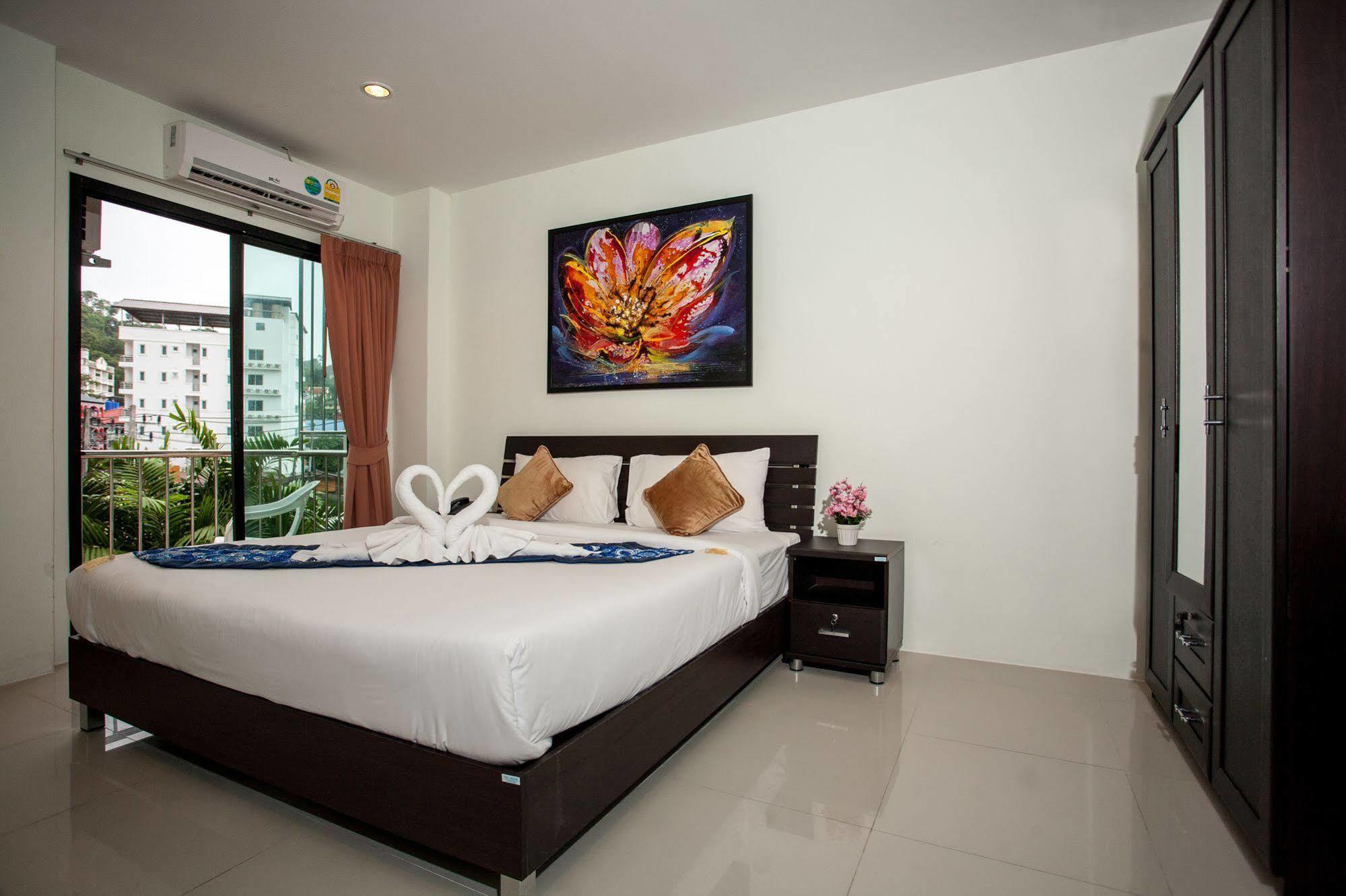 The Wave Hotel Patong Sha Phuket Exteriör bild