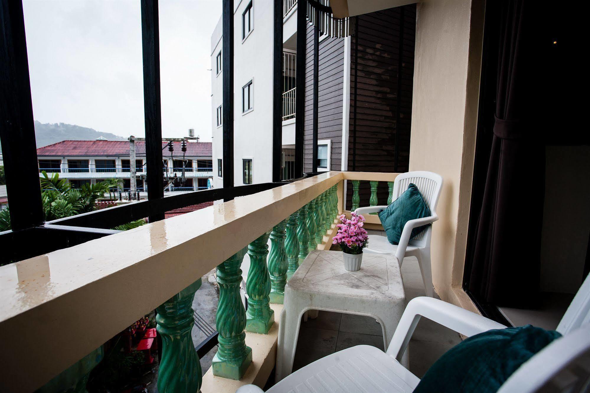 The Wave Hotel Patong Sha Phuket Exteriör bild